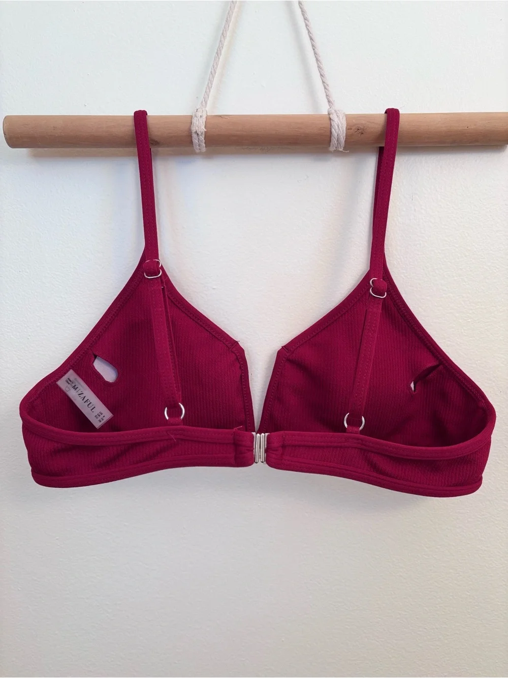 Zaful Deep Raspberry V-Plunge Ribbed Bikini - Picture 3 of 7